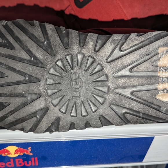 Ugg Boots - Picture 3 of 5